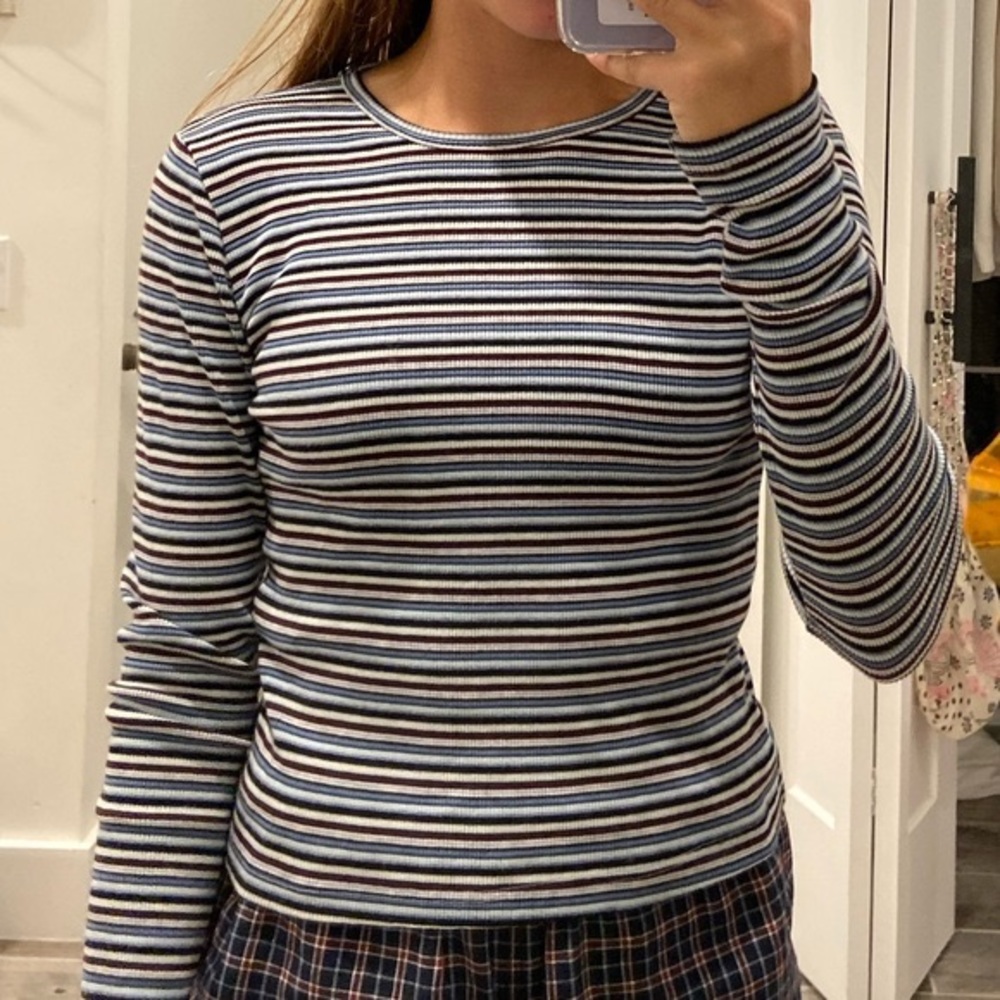 Brandy Melville Stripped Long sleeve